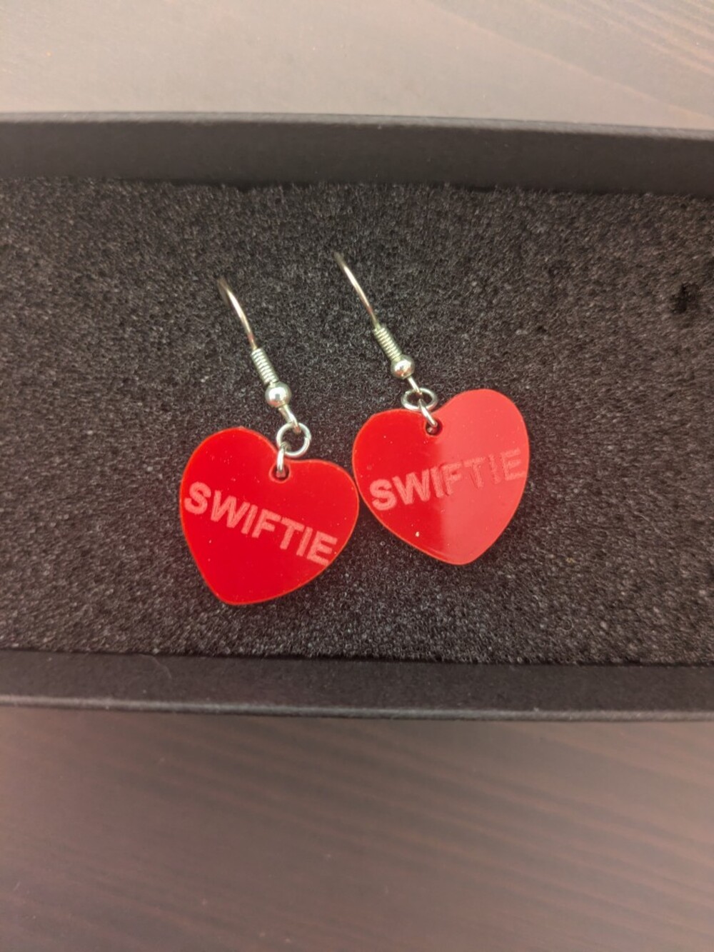 Red Heart 'SWIFTIE' Dangle Earrings